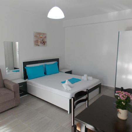 Elvin Apartments Sarande Exterior photo